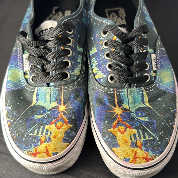Exclusive VANS Star Wars A New Hope Darth Vader Sneakers Men's Size 9 Women 10.5 - Picture 4 of 15